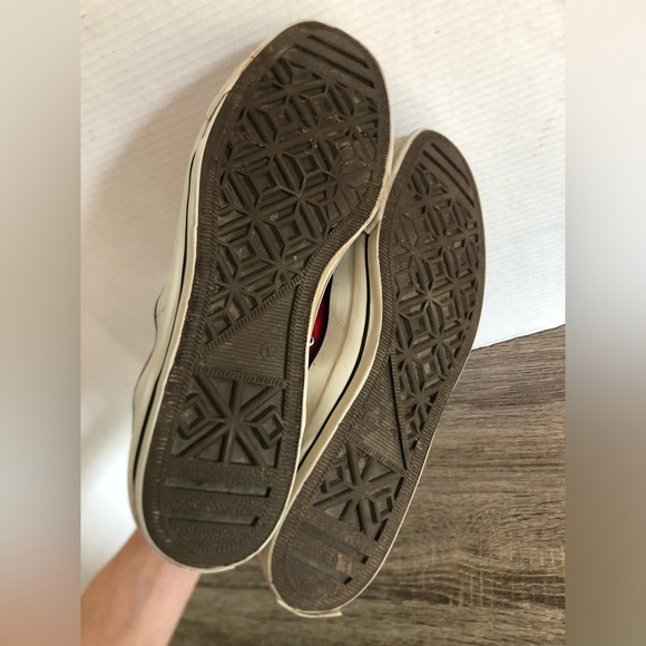 Vtg Brooks Red High-Top Sneakers with White Laces - Picture 7 of 13